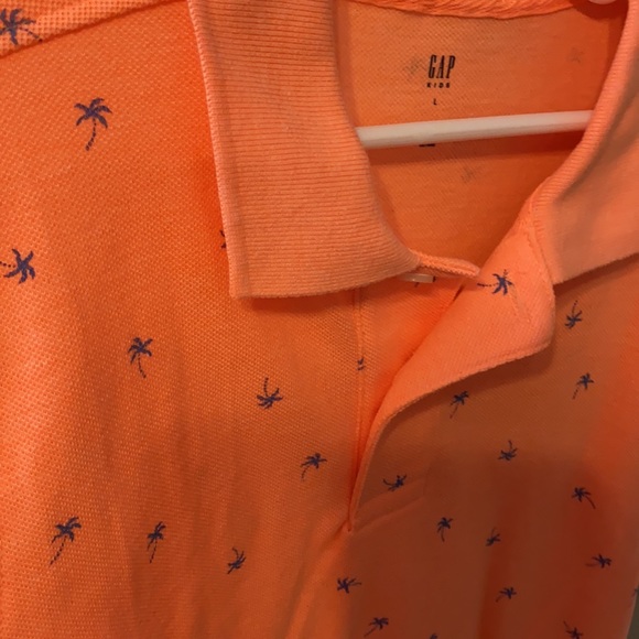 2 Polo shirts for the price of 1 🏝 - Picture 4 of 6